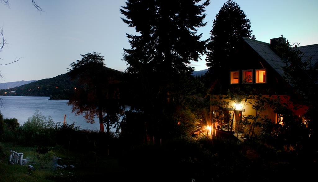 Los Juncos Patagonian Lake House Сан-Карлос-де-Барилоче Экстерьер фото