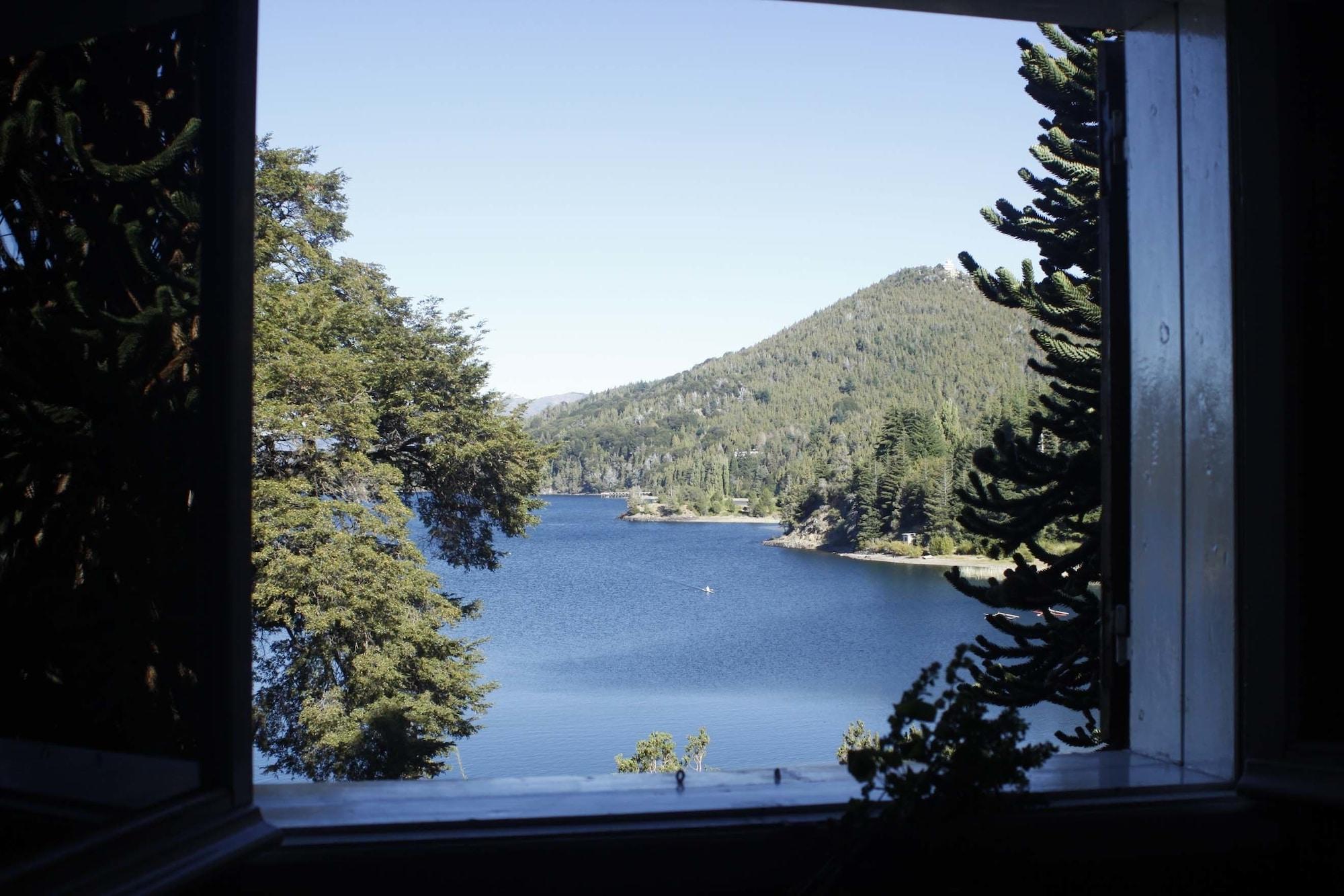 Los Juncos Patagonian Lake House Сан-Карлос-де-Барилоче Экстерьер фото