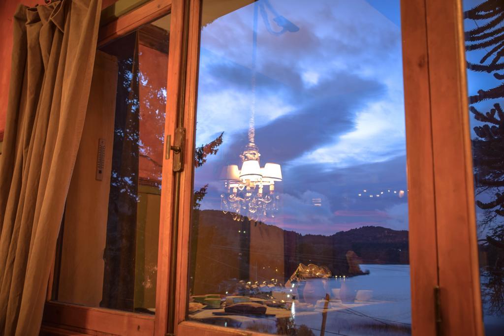 Los Juncos Patagonian Lake House Сан-Карлос-де-Барилоче Экстерьер фото