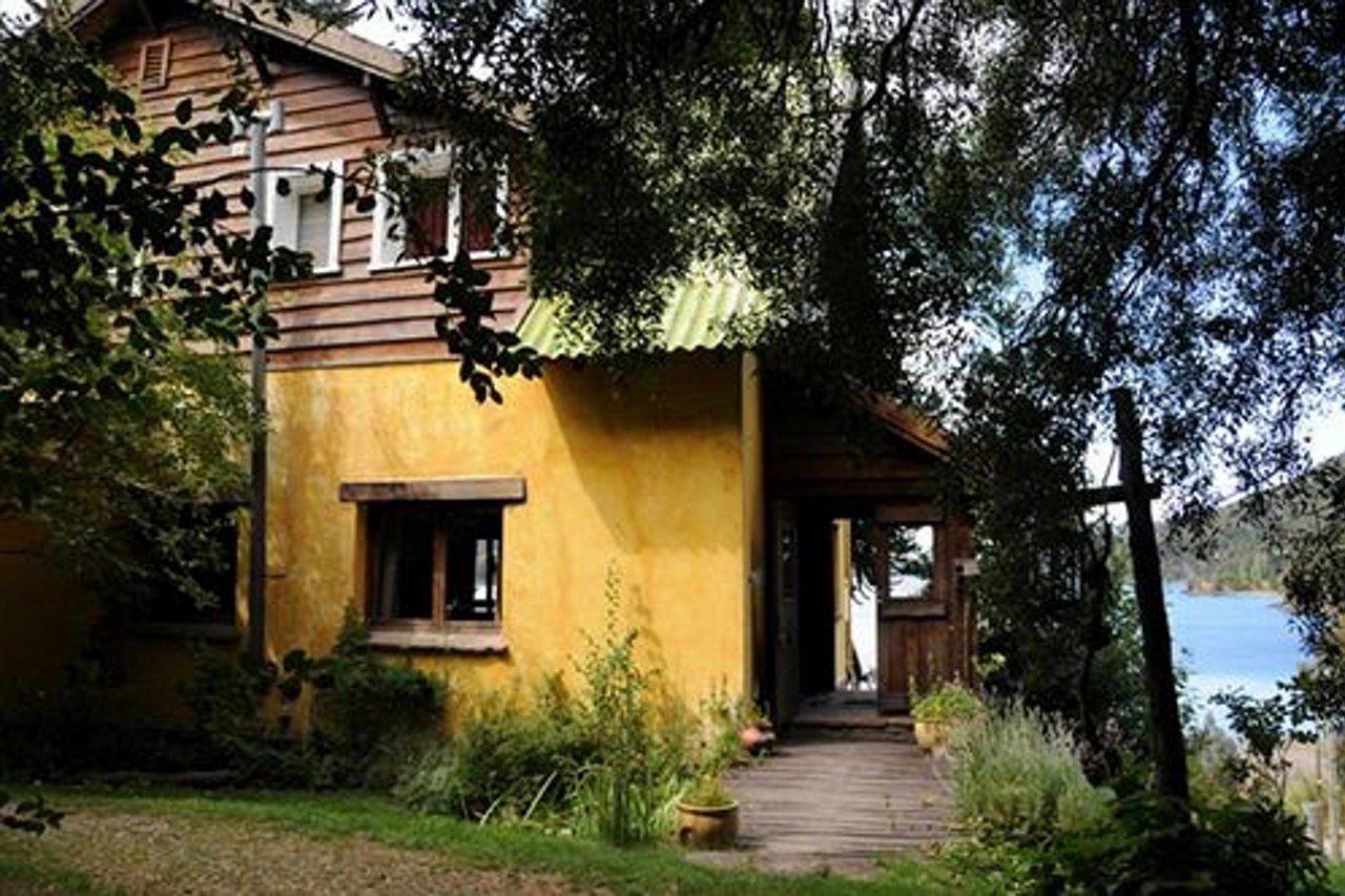 Los Juncos Patagonian Lake House Сан-Карлос-де-Барилоче Экстерьер фото