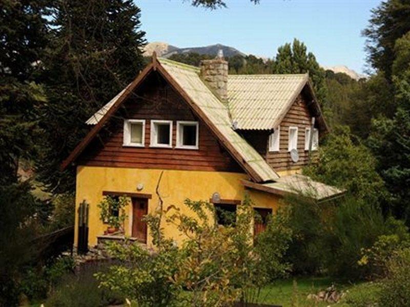 Los Juncos Patagonian Lake House Сан-Карлос-де-Барилоче Экстерьер фото