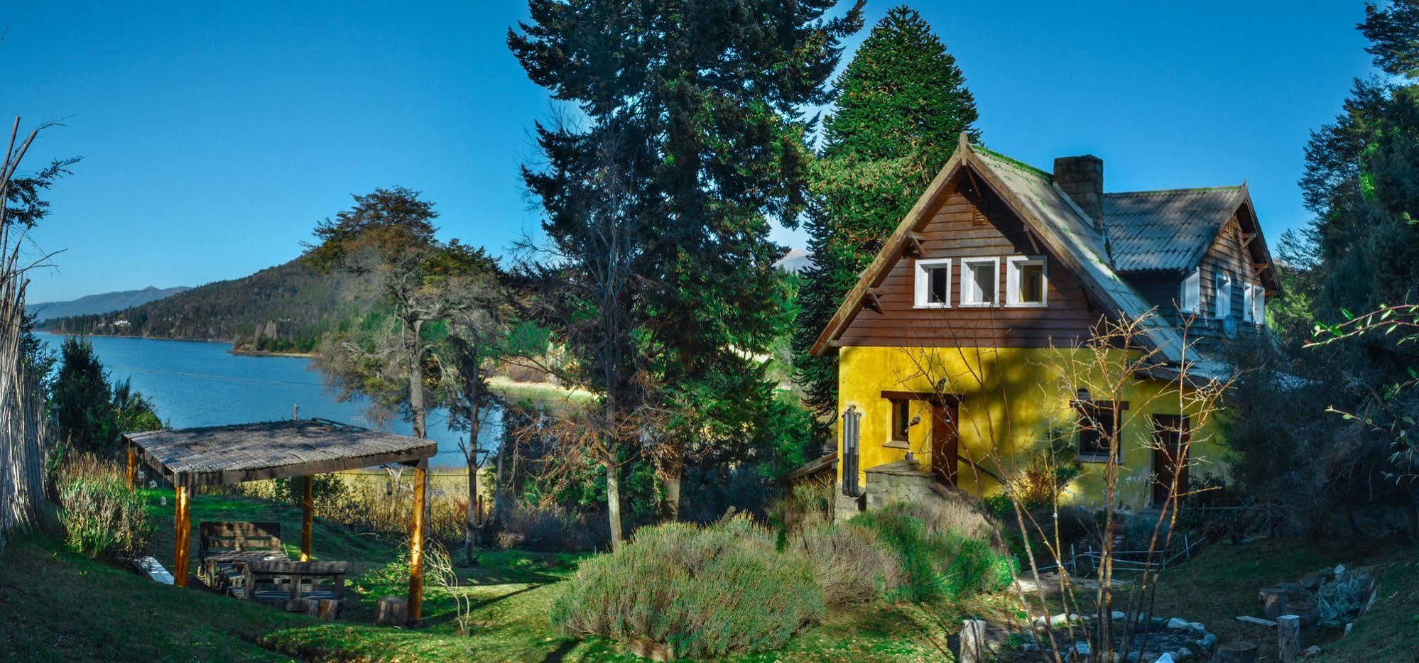 Los Juncos Patagonian Lake House Сан-Карлос-де-Барилоче Экстерьер фото